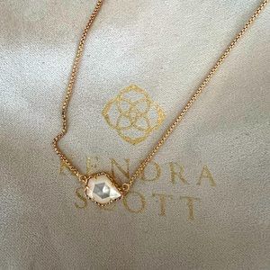 Kendra Scott Tess necklace, rose gold with ivory pearl stone